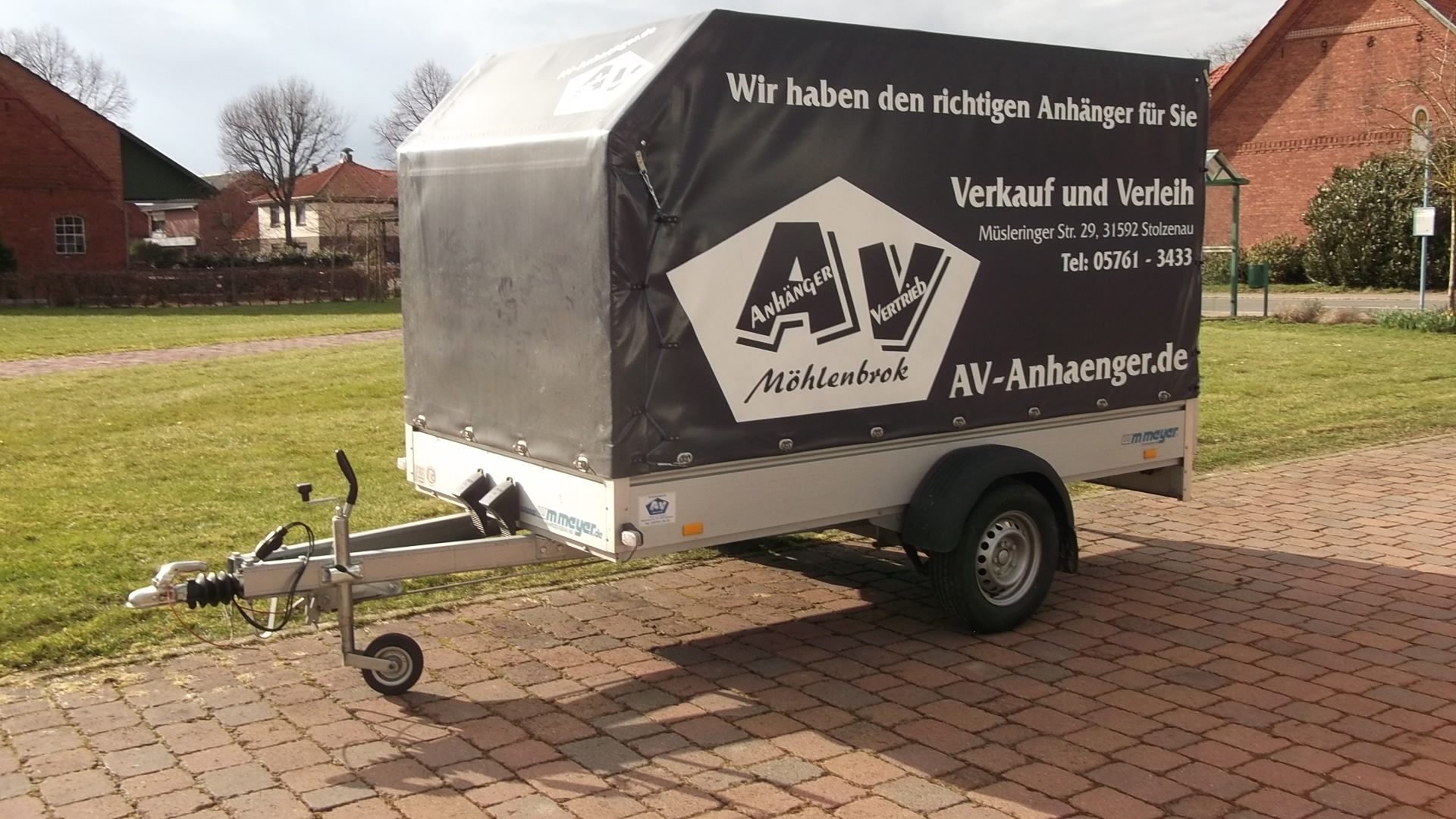 Planenanhänger WM Meyer 1-Achser Hochplane (graue Plane)