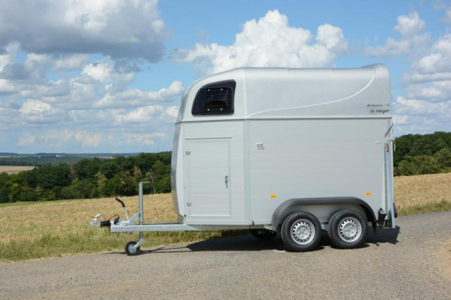 Pferdeanhänger WM Meyer Arizona Alu 107 2.000 kg
