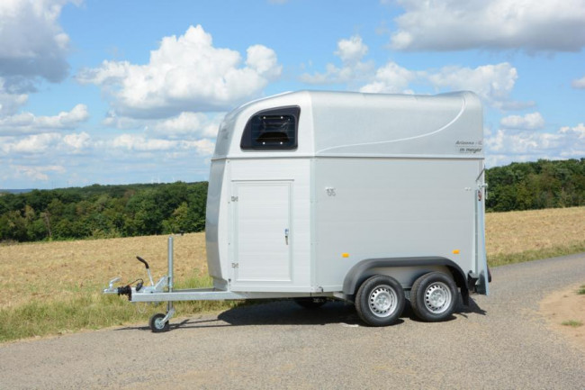 Pferdeanhänger WM Meyer Arizona Alu 107 2.000 kg – Bild 2