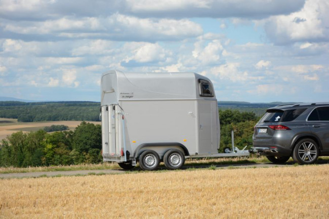 Pferdeanhänger WM Meyer Arizona Alu 107 2.000 kg – Bild 6