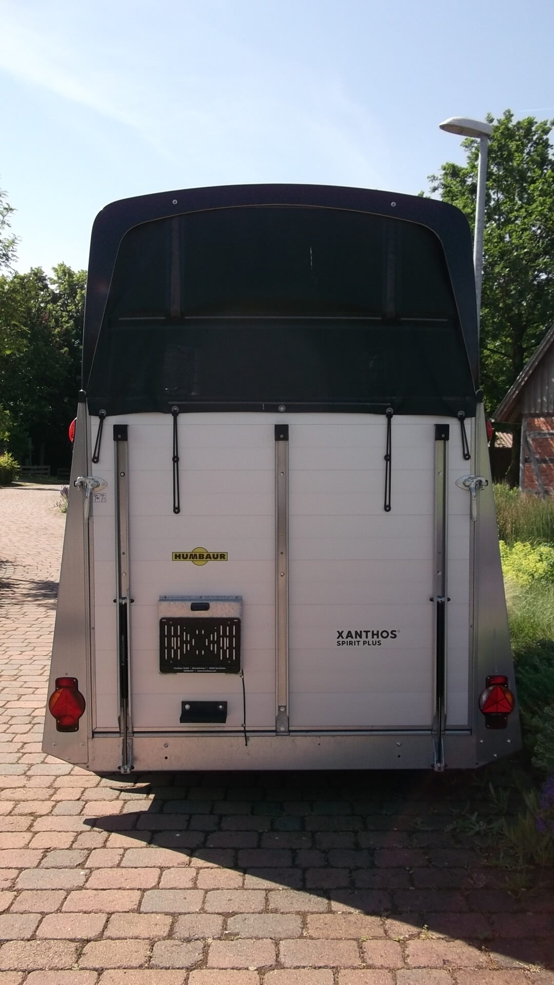 Pferdeanhänger, HUMBAUR Xanthos Spirit Plus 2000, 2.000 kg (Vollausstattung) – Bild 4
