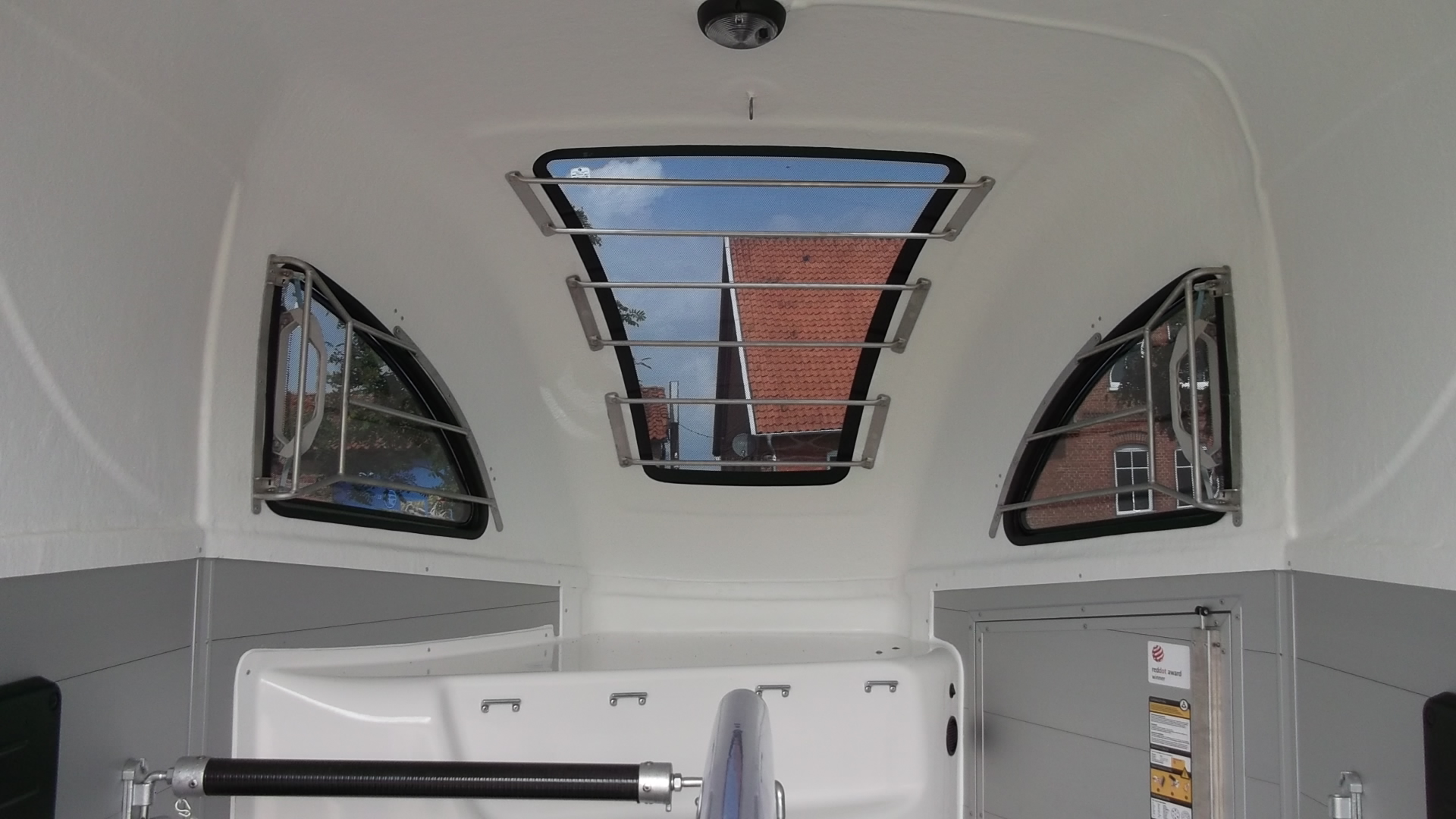 Pferdeanhänger, Careliner-Alu, 2.400 kg (Panoramascheibe) – Bild 12
