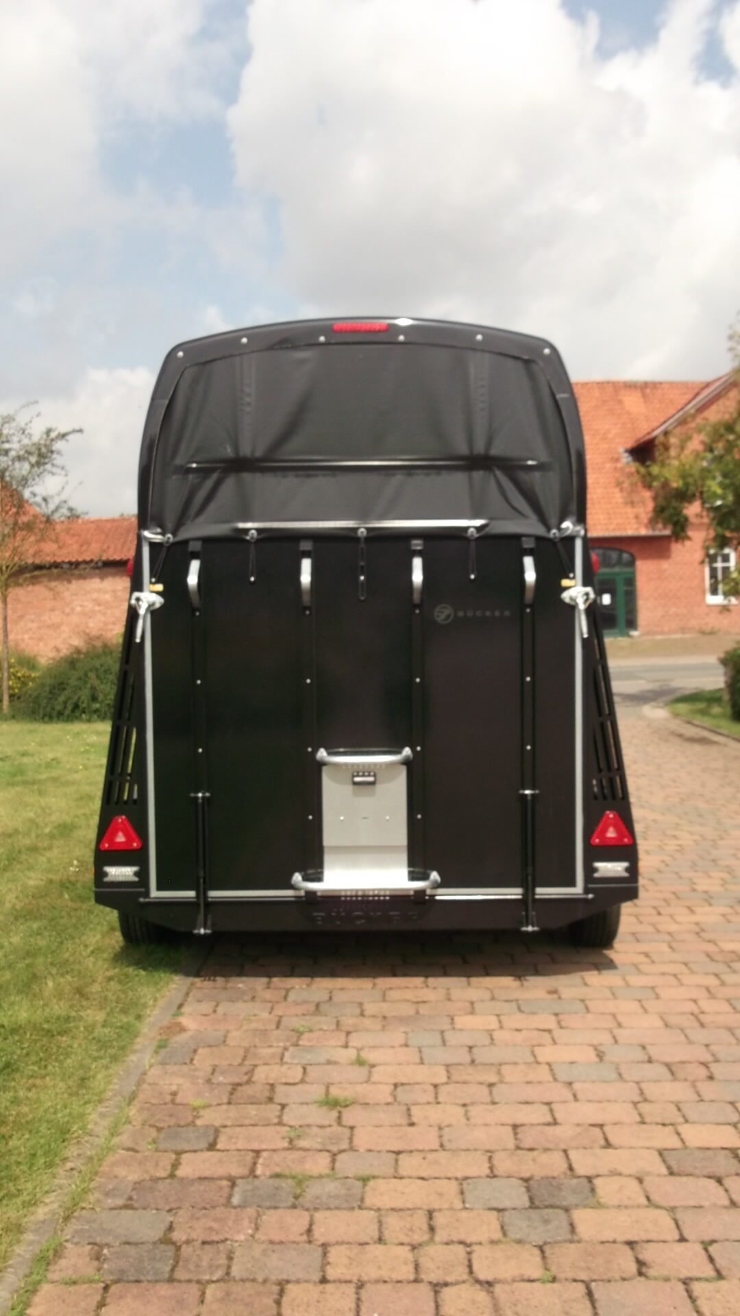 Pferdeanhänger, Careliner-L, 2.500 kg (viel Sonderzubehör) – Bild 6