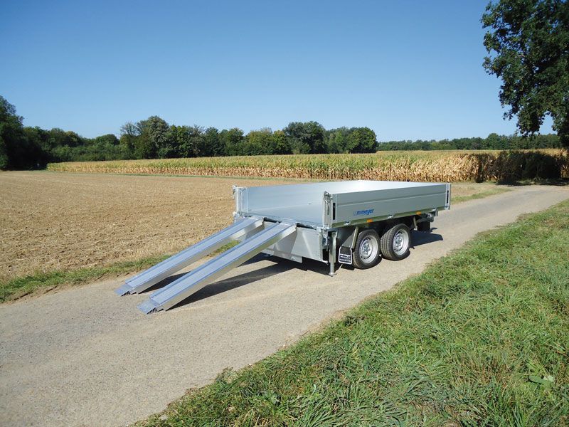 Tandem-3-Seitenkipper/Hochlader, WM Meyer, HKC 2731/186, 13"-Bereifung, 2.700 kg (mit Handpumpe) – Bild 2