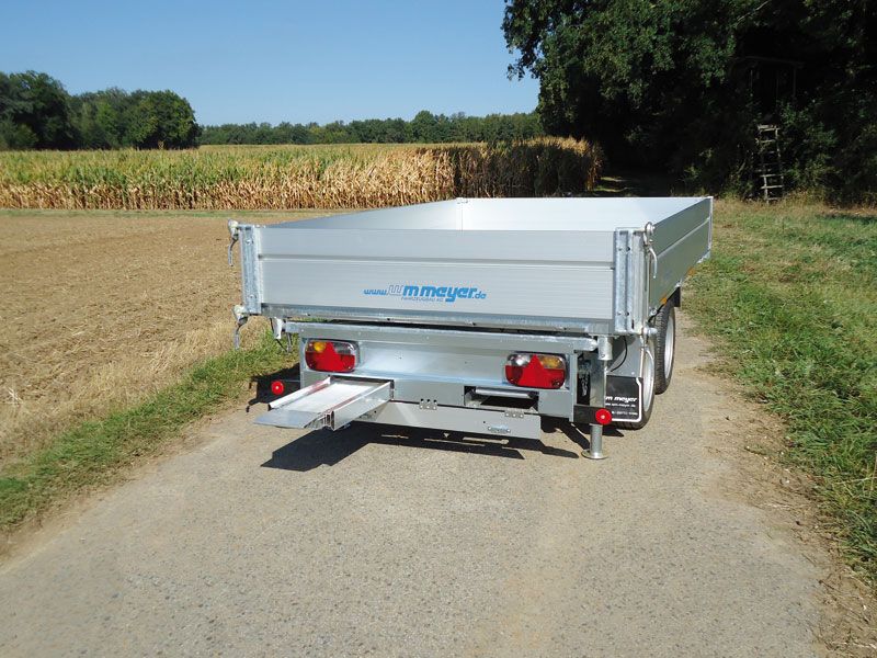 Tandem-3-Seitenkipper/Hochlader, WM Meyer, HKC 3036/186, 13"-Bereifung, 3.000 kg (mit Elektro- und Handpumpe) – Bild 4