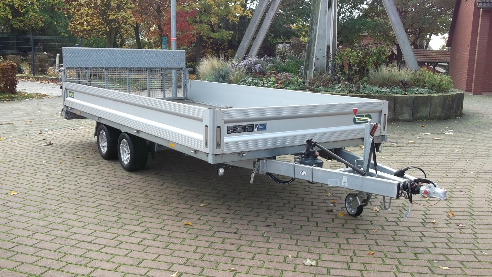 Pritschenhochlader , UM 3042-10-2040, 3.000 kg
