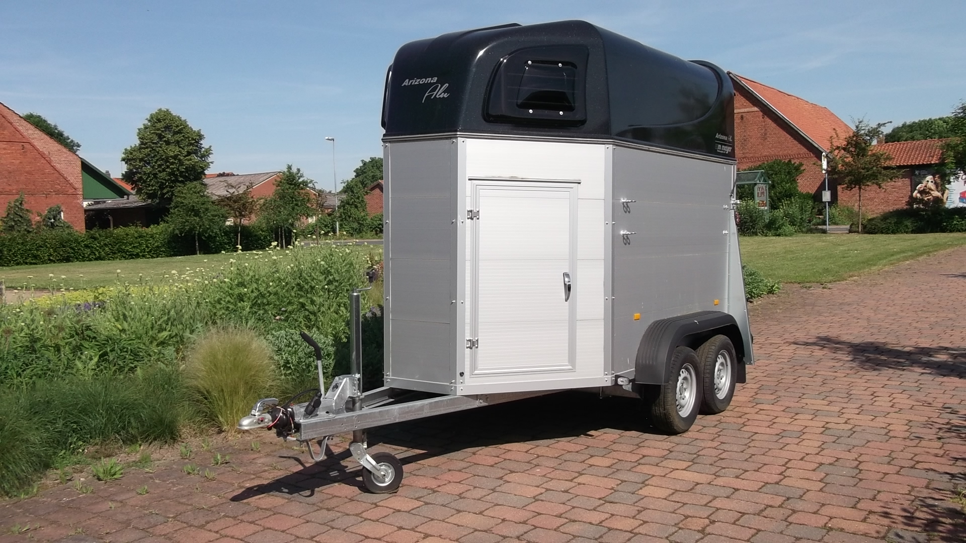 Pferdetransportanhänger MW Meyer Arizona Alu 2.000 kg (mit Boxenstangenhaltern) (Kopie)