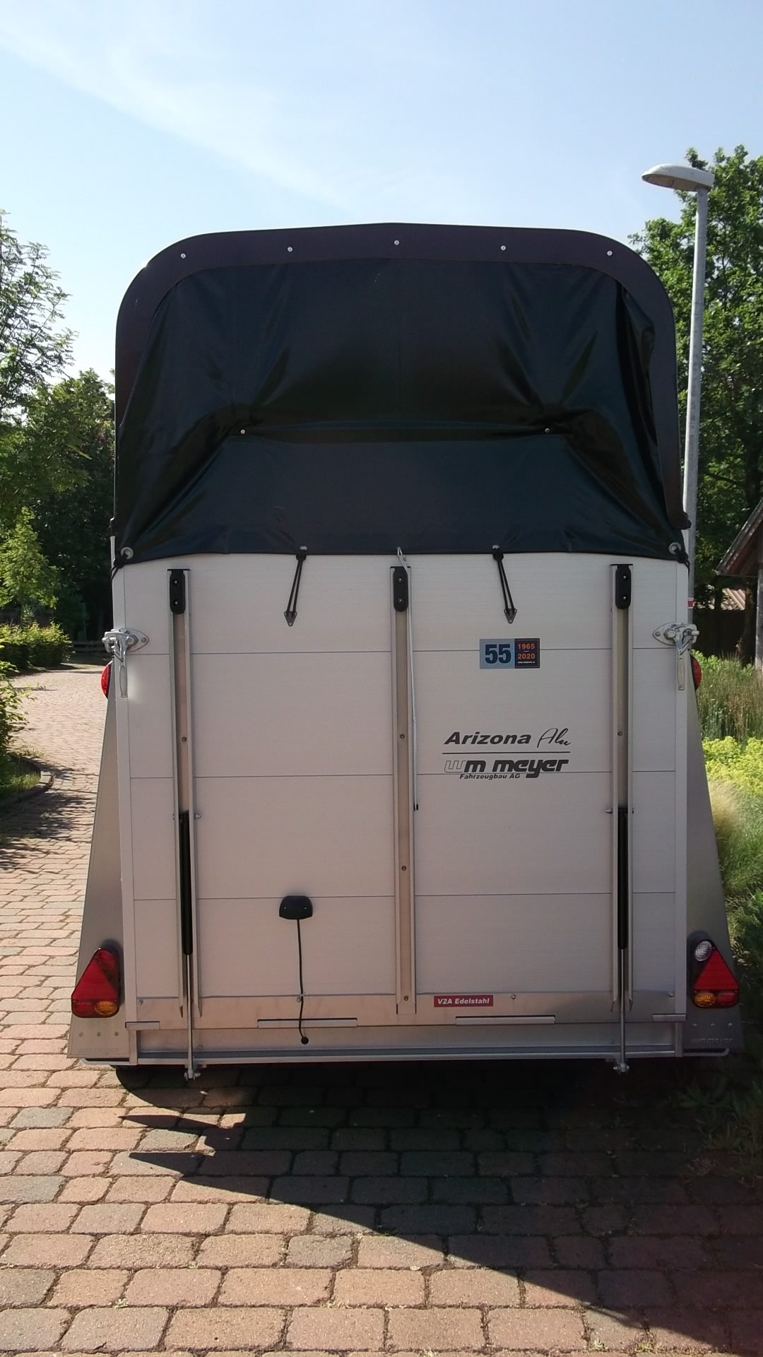 Pferdetransportanhänger MW Meyer Arizona Alu 2.000 kg (mit Boxenstangenhaltern) (Kopie) – Bild 4