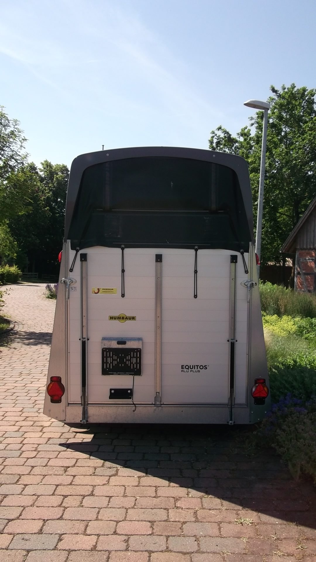 Pferdeanhänger, HUMBAUR Equitos Alu Plus 2000 – Bild 3