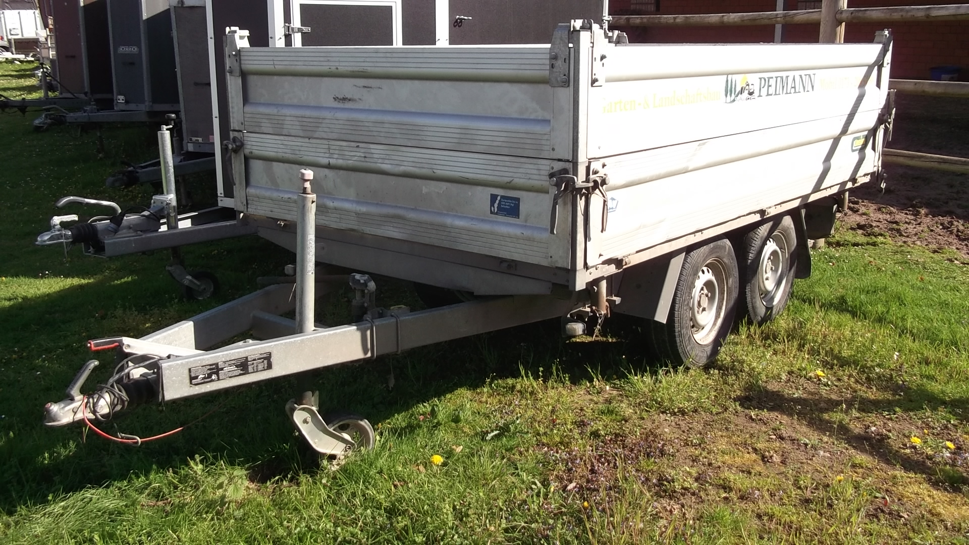 Unsinn 3 Seiten Kipper UDK 3030 - 14- 1750 - 3000 kg ( Auffahrschienen, Bordwandaufsatz 580mm )
