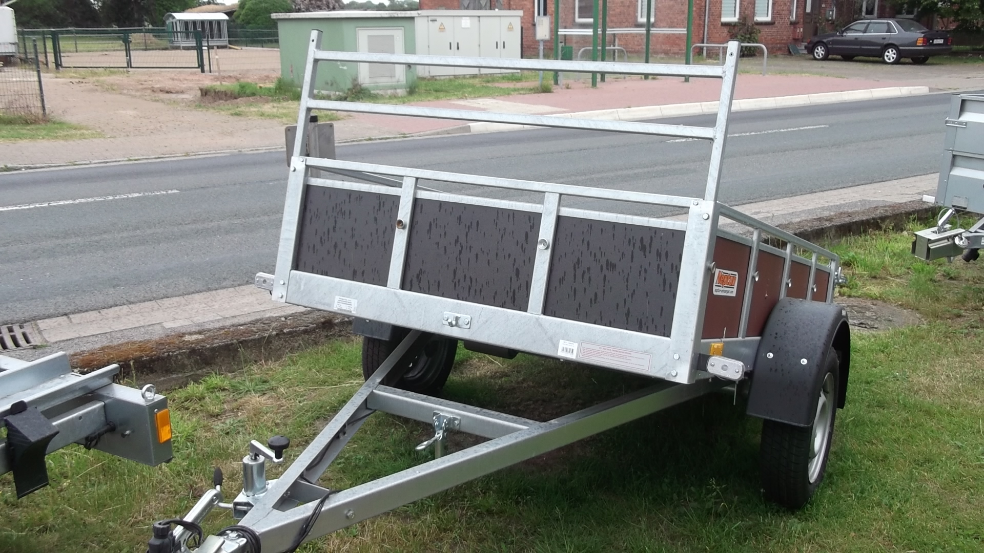 Neptun Trailwood 1-Achser-Kastenanhänger/Tieflader, Kippanhänger 750 kg